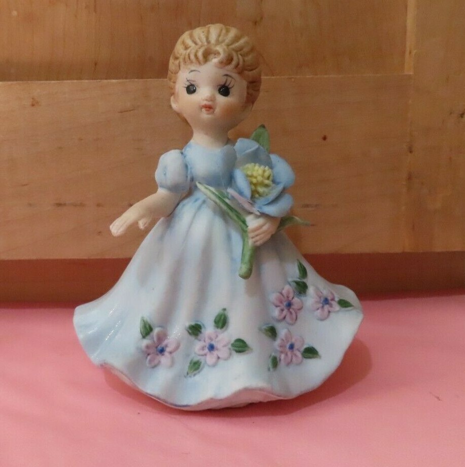 Vtg Porcelain 3 3/4″ Girl in blue w/blue Flower Ponytail bloomer Napco?/Lefton?