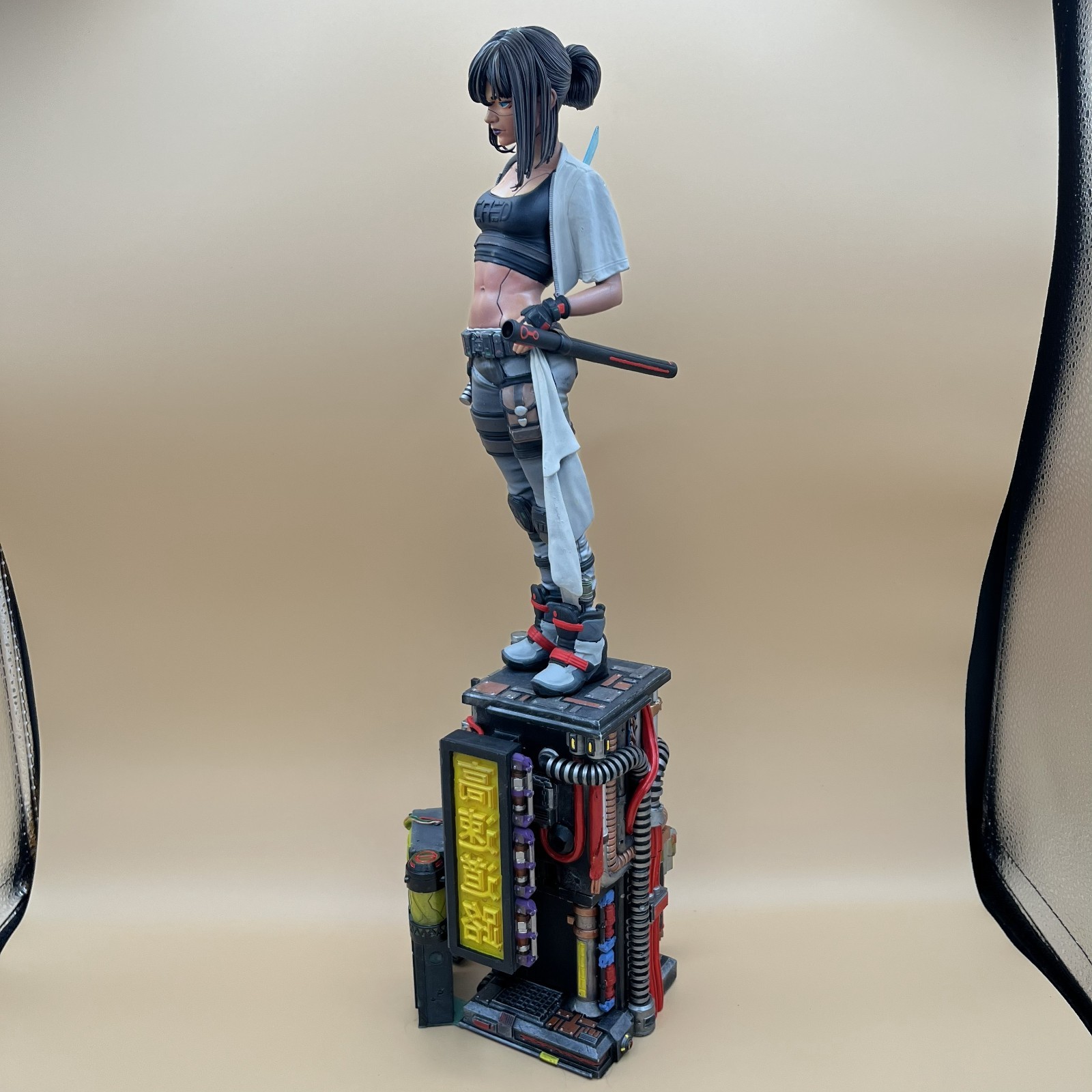 Cyberpunk techno Samuri Hand‑Painted Figurine/Statue/Model/Shelf/Room Decor