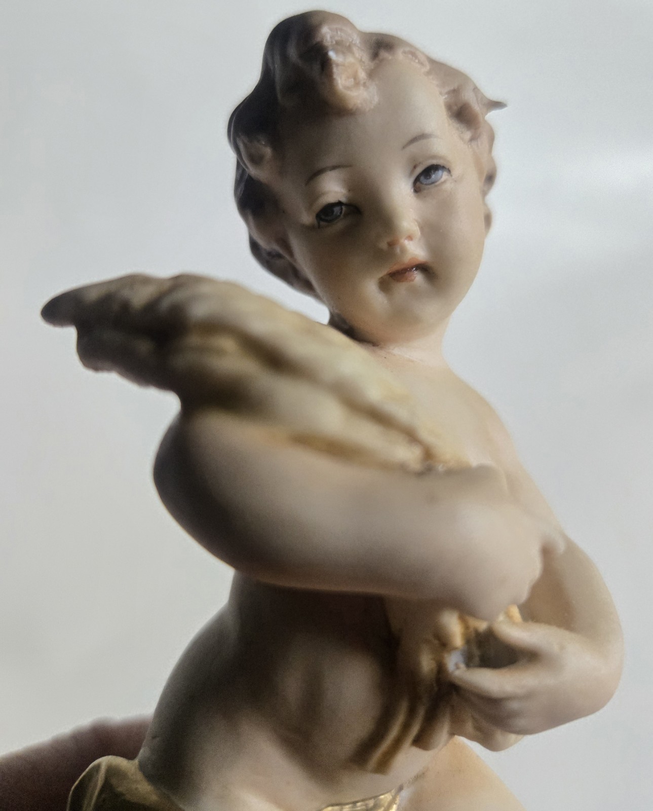 2 ANTIQUE BEAUTIFUL GERMANY CHERUB PUTTI FIGURINE SET MARKED GOLD GILT, 1 AS IS
