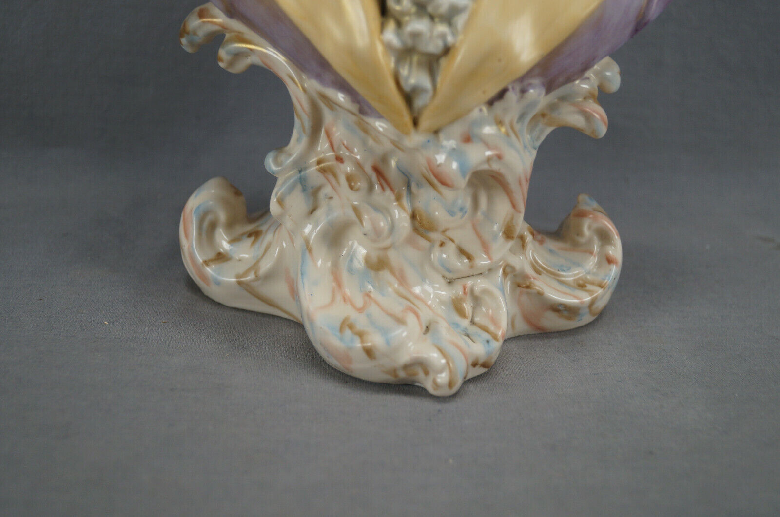 German Thuringia Hand Painted Georgian Gentleman Figurine Bust Circa 1880-1920