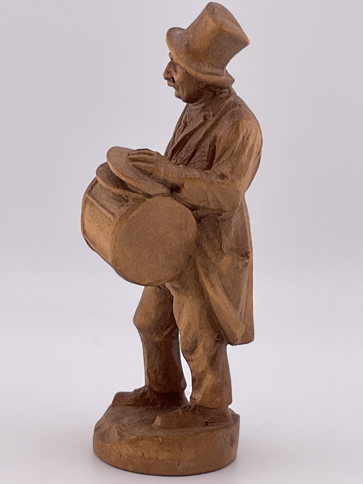 ANRI Italy? Hand Carved Wood Figure wandering musician 4.75”