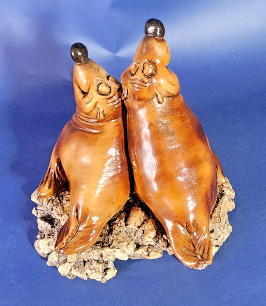 2006 John Raya Designs Beasties of the Kingdom 2 Sea Lions in Love Sculpture