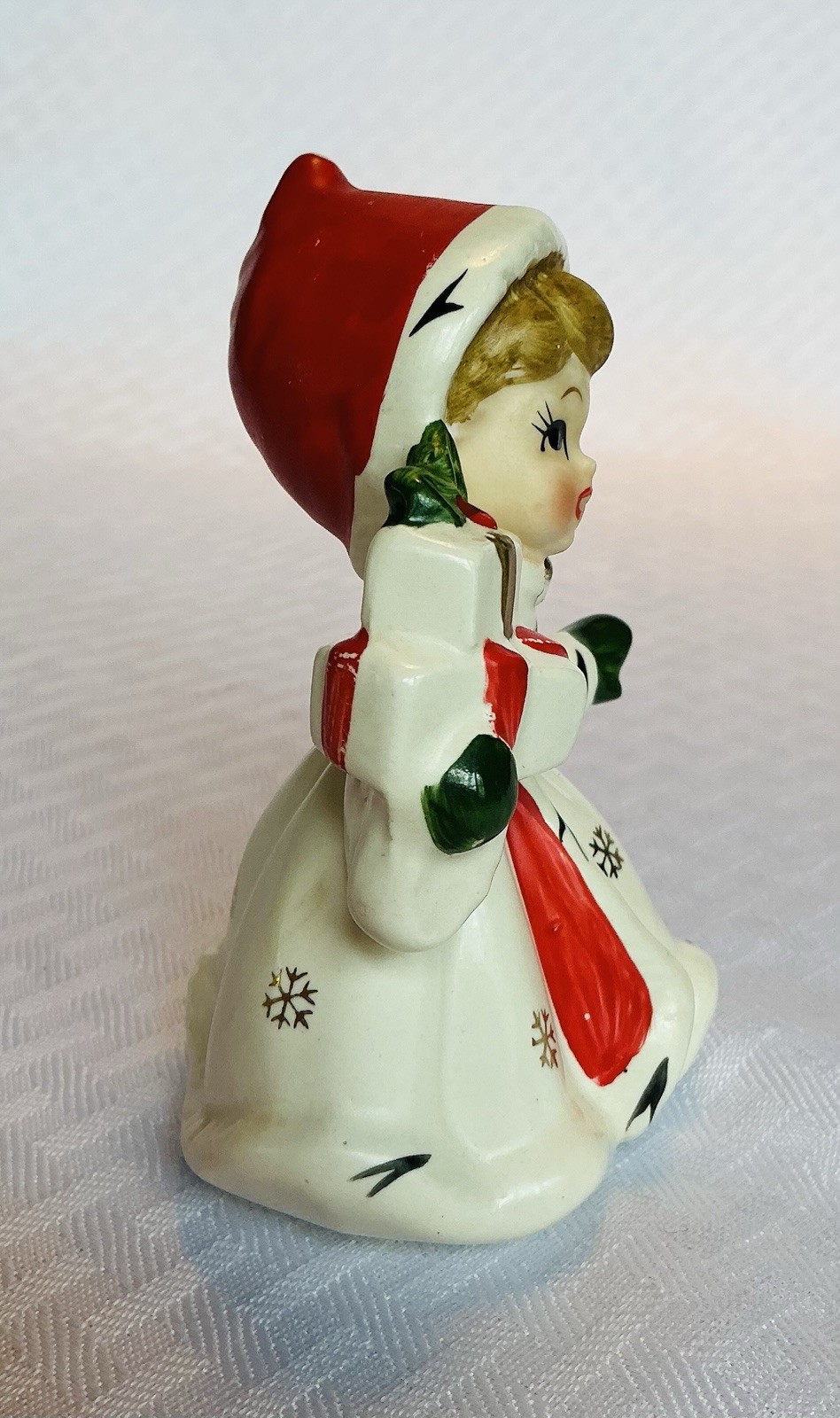 Vintage Napcoware Japan X-8387 Christmas Girl w/ Presents 3.75″ Figurine