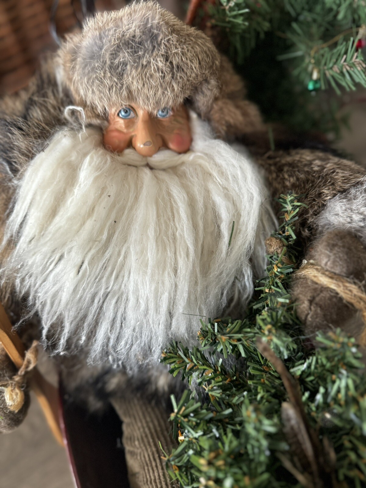 RUSTIC Trapper Santa Mountain Real Fur Rowing canoe Skis Raccoon Centerpiece XL
