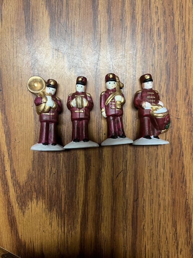 Vintage Ceramic Toy Soldier Band Playing Instruments figurines lot 4 – 2 1/4″