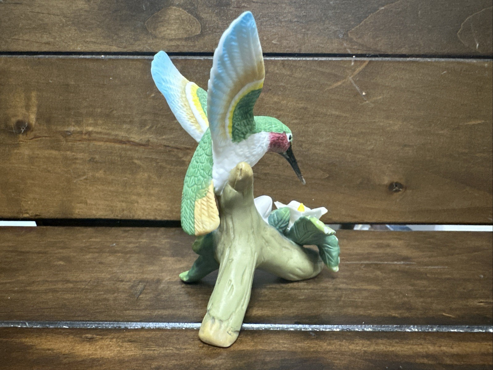 Ruby-throated Hummingbird w Flower Branch – Porcelain Bisque.