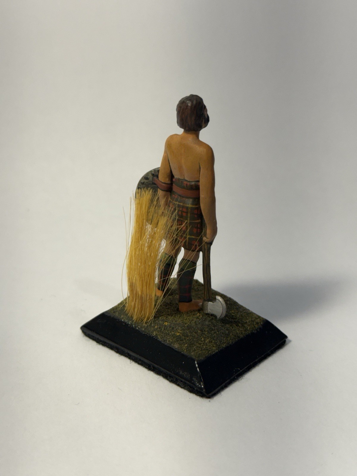 Hand-Painted Scottish Highland Warrior Figurine – Unique Artisan SHAW Work