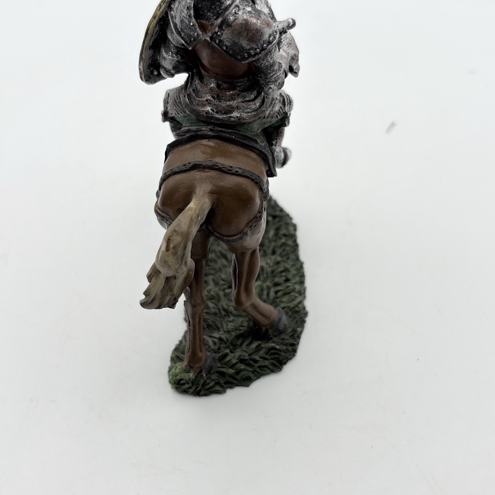 Vtg Medieval Knight On Horseback Figurine Military Soldier 4.5″ Tall Resin Armor