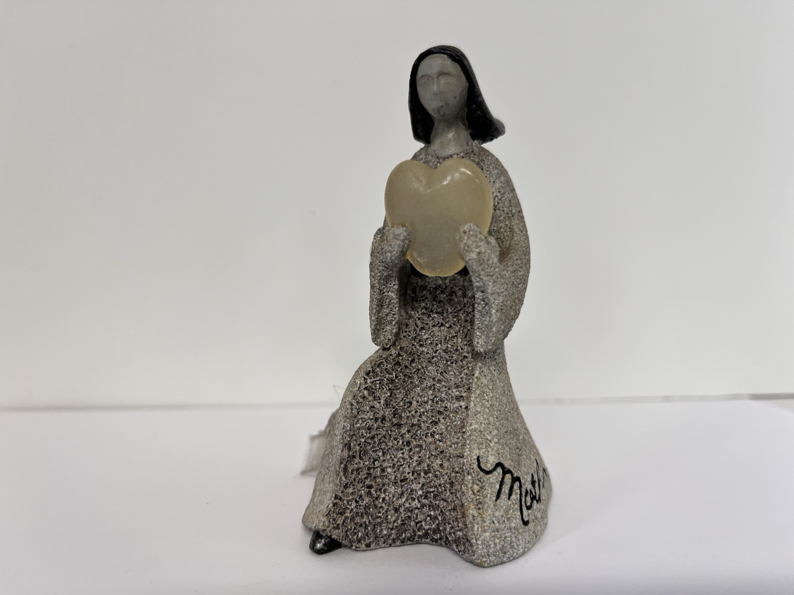 Carson Art Stone Angel Holding A Heart Mother