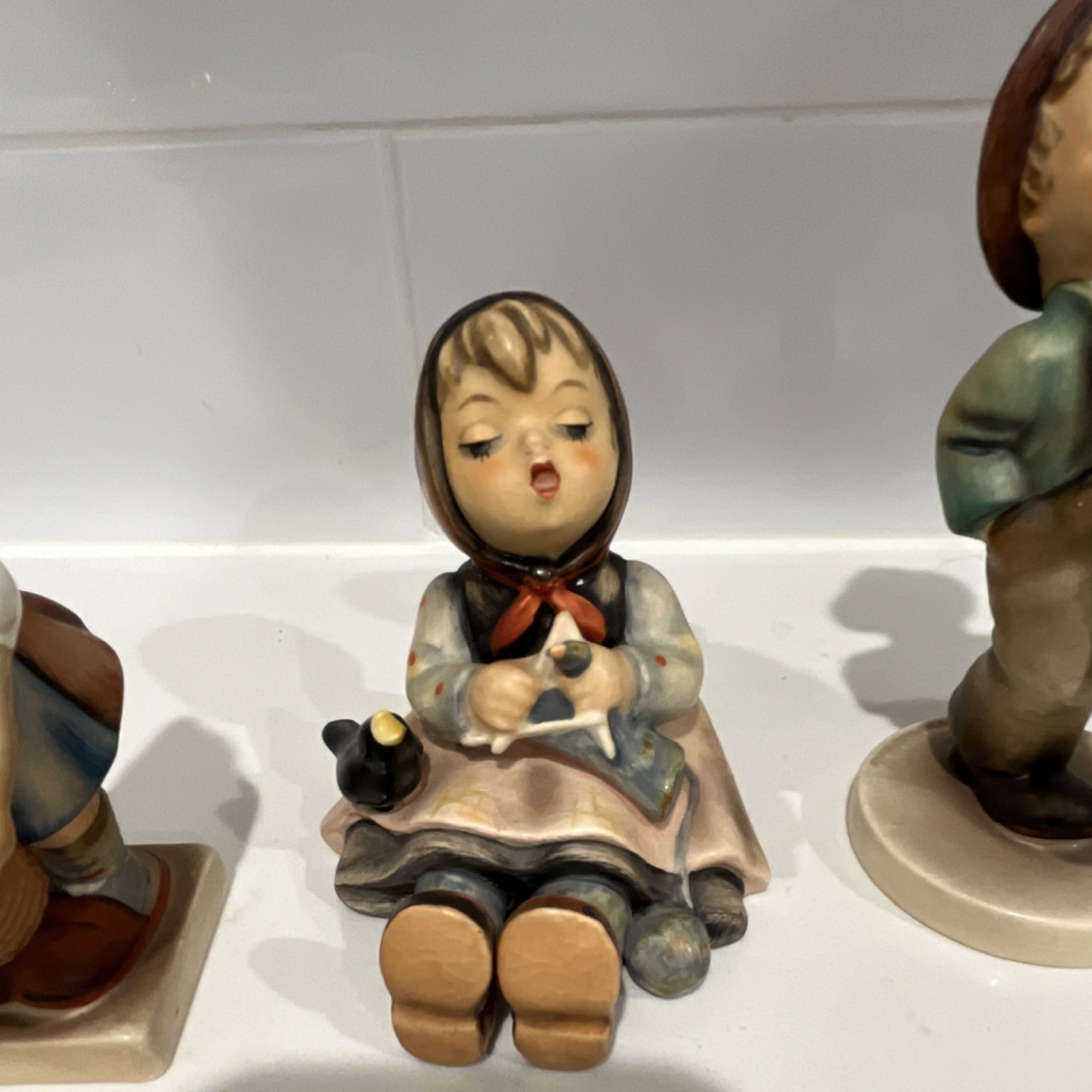Goebel Hummel Porcelain Figurines Set of 4 Hand Painted 1980-1989 People