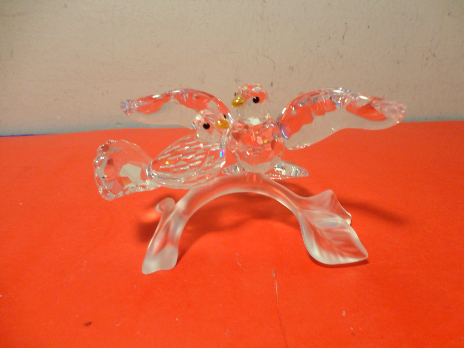 Swarovski Crystal 2 Turle Doves on a Branch # 657378 Figurine (4 by 2.5 by 3″)