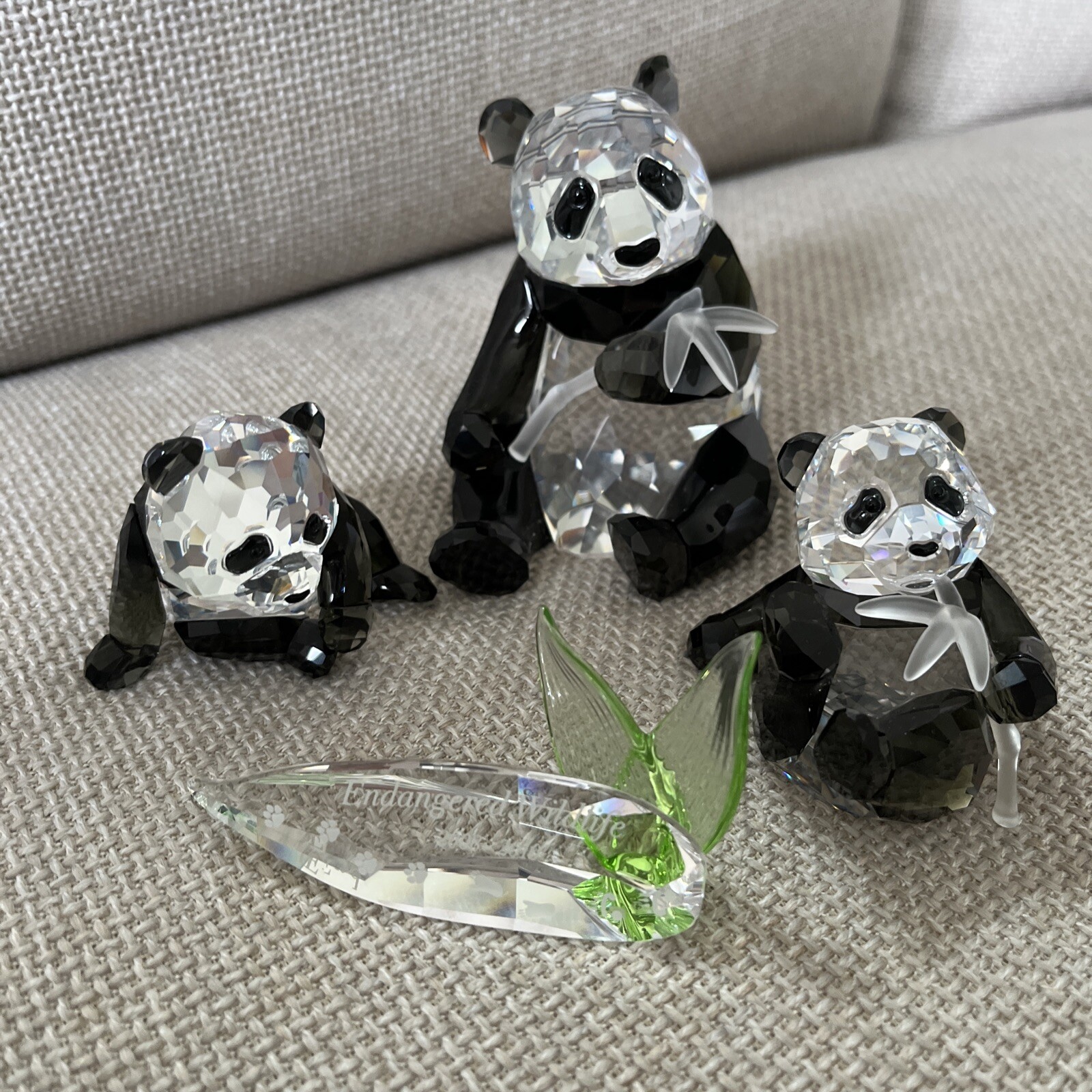 Swarovski Crystal Panda Mother & 2 Babies With Endangered Wildlife Plaque Mint
