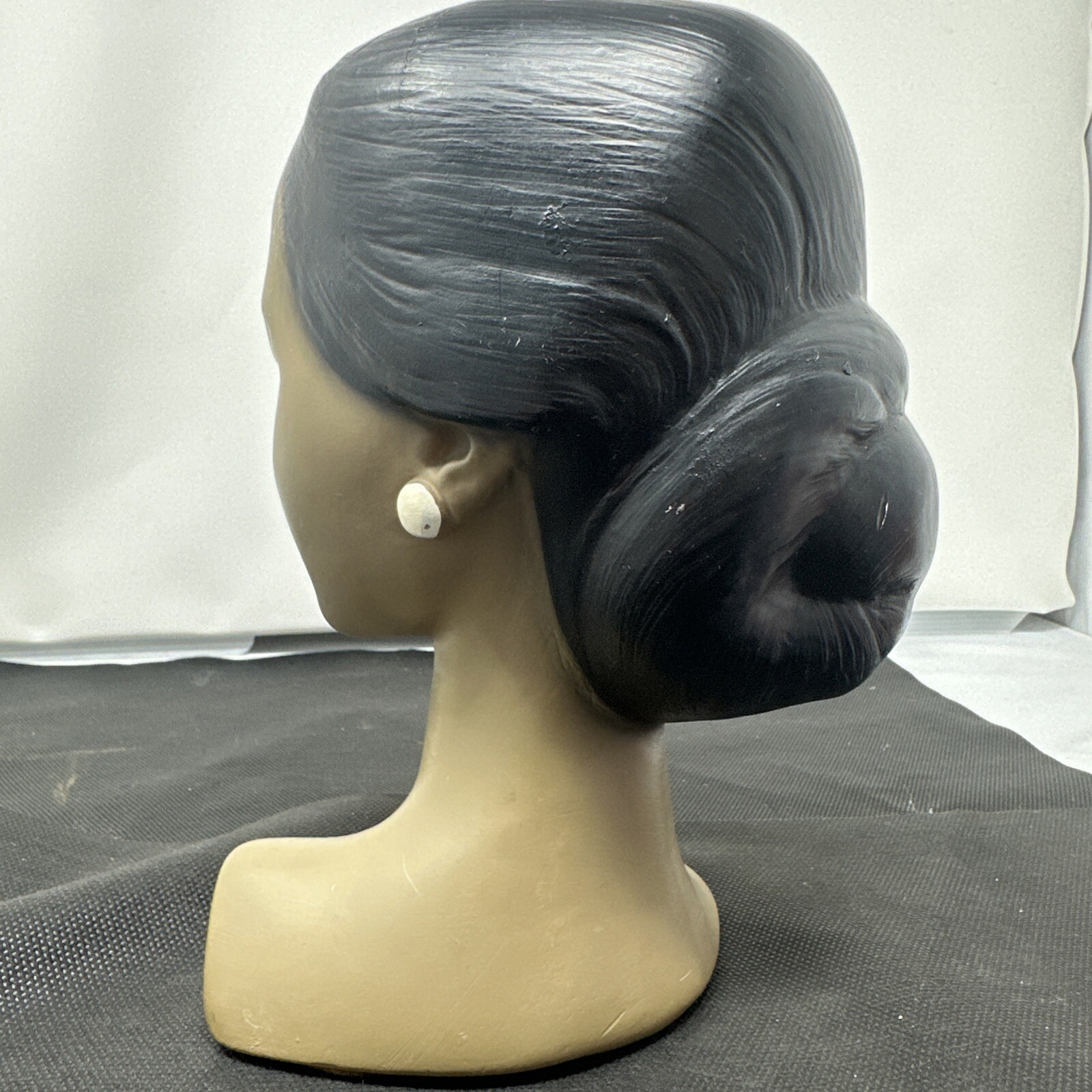 VINTAGE 1950’s ALEXANDER BACKER CHALKWARE POLYNESIAN TIKI WOMAN BUST STATUE