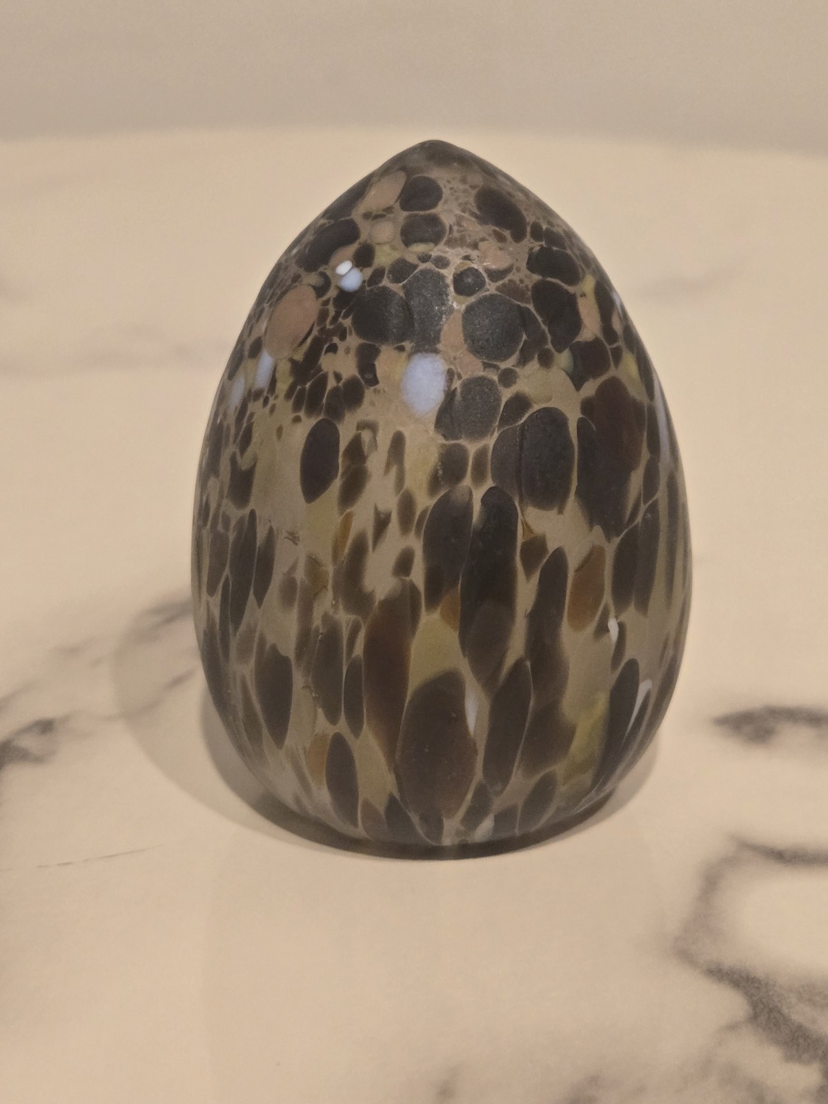 Handmade Speckled Kosta Boda Glass Egg by Monica Backstrom Sweden 2.5″ Vintage