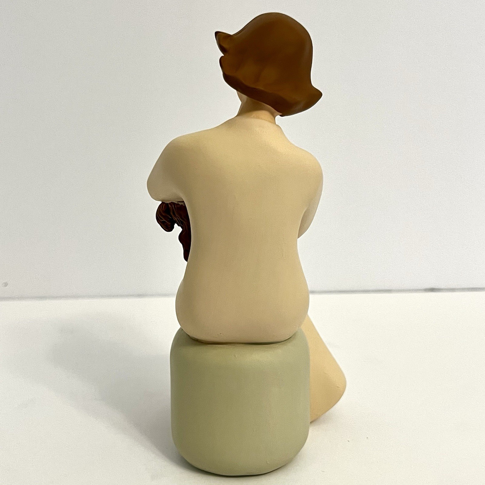 Loismery Lady With A Dog Figurine Keepsake – 5.5in Tall – Décor for dog lovers