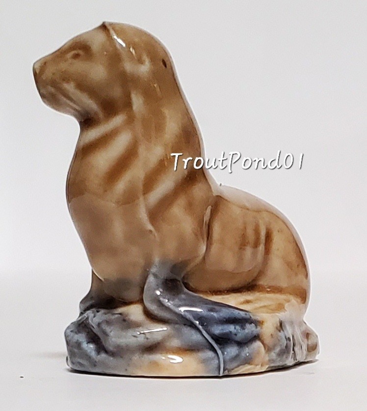 Wade Whimsies Seal Porcelain Figurine Variations Canadian 1967 TS Sealife US RRT