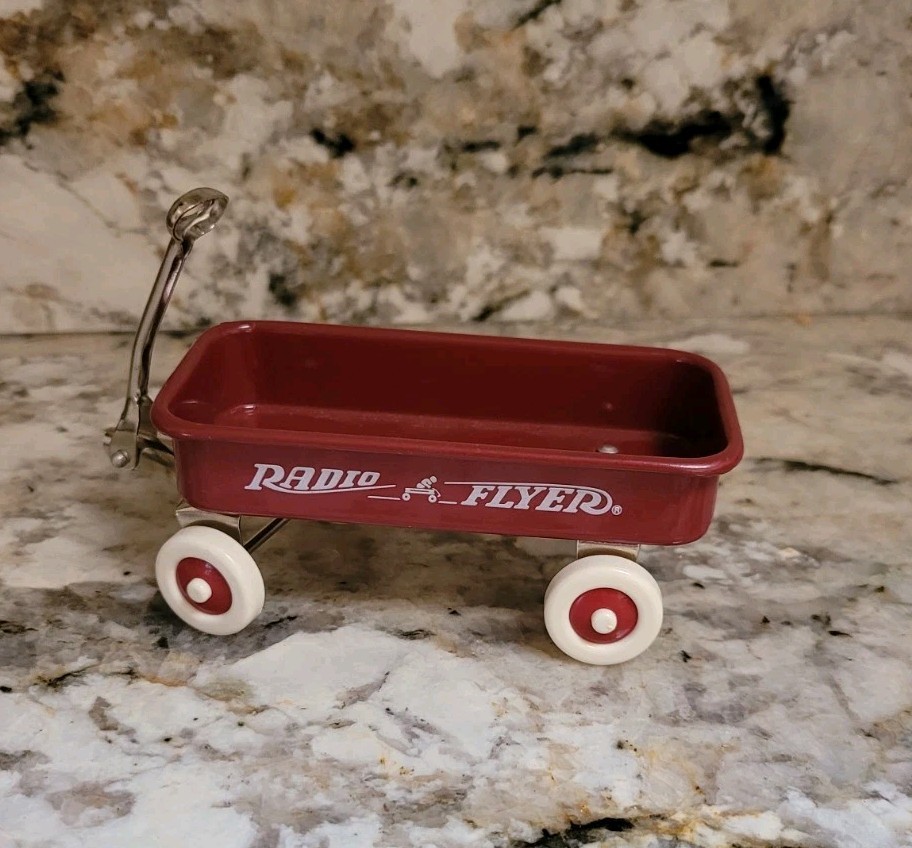 Vintage 1997 Metal Radio Flyer Miniature Little Red Wagon
