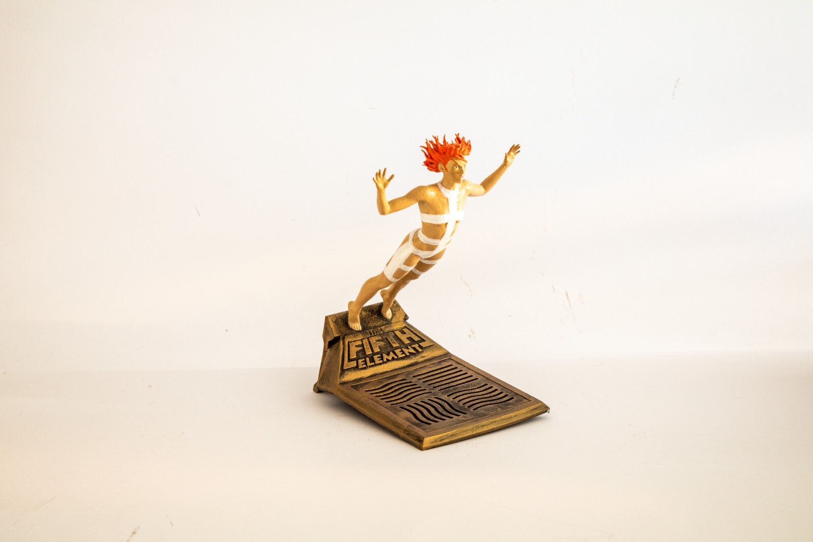 Jumping Leeloo Statue from The 5th Element Movie , 3D printed and hand painted