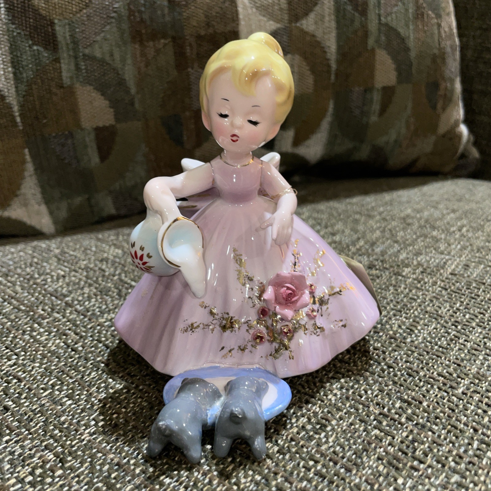 Josef Originals The Farmers Little Daughter Girl Feeding Kittens or Puppies