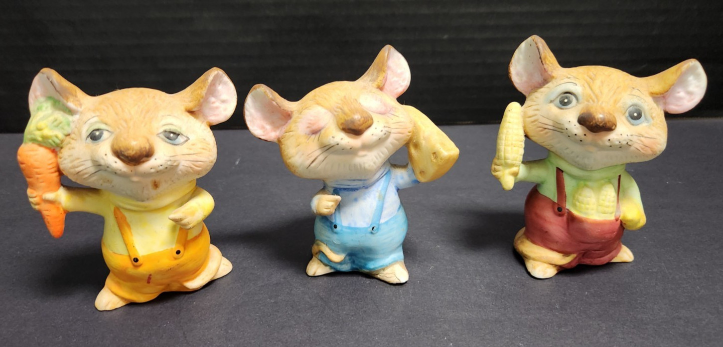 VTG Kitchen Mice 3.5″ Country Mice Holding Food Corn Carrot Cheese 5601 Homco