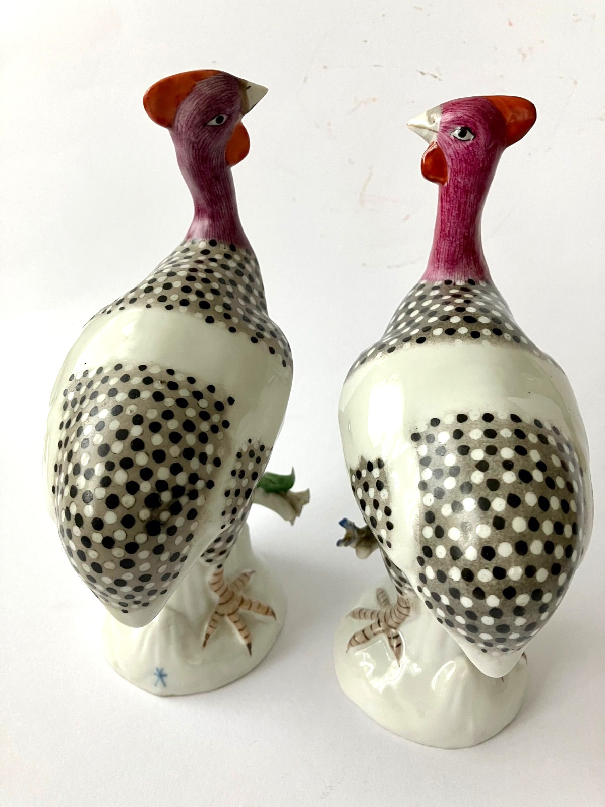 Pair of 19th century French porcelain guinea fowl, birds: Samson, after Meissen