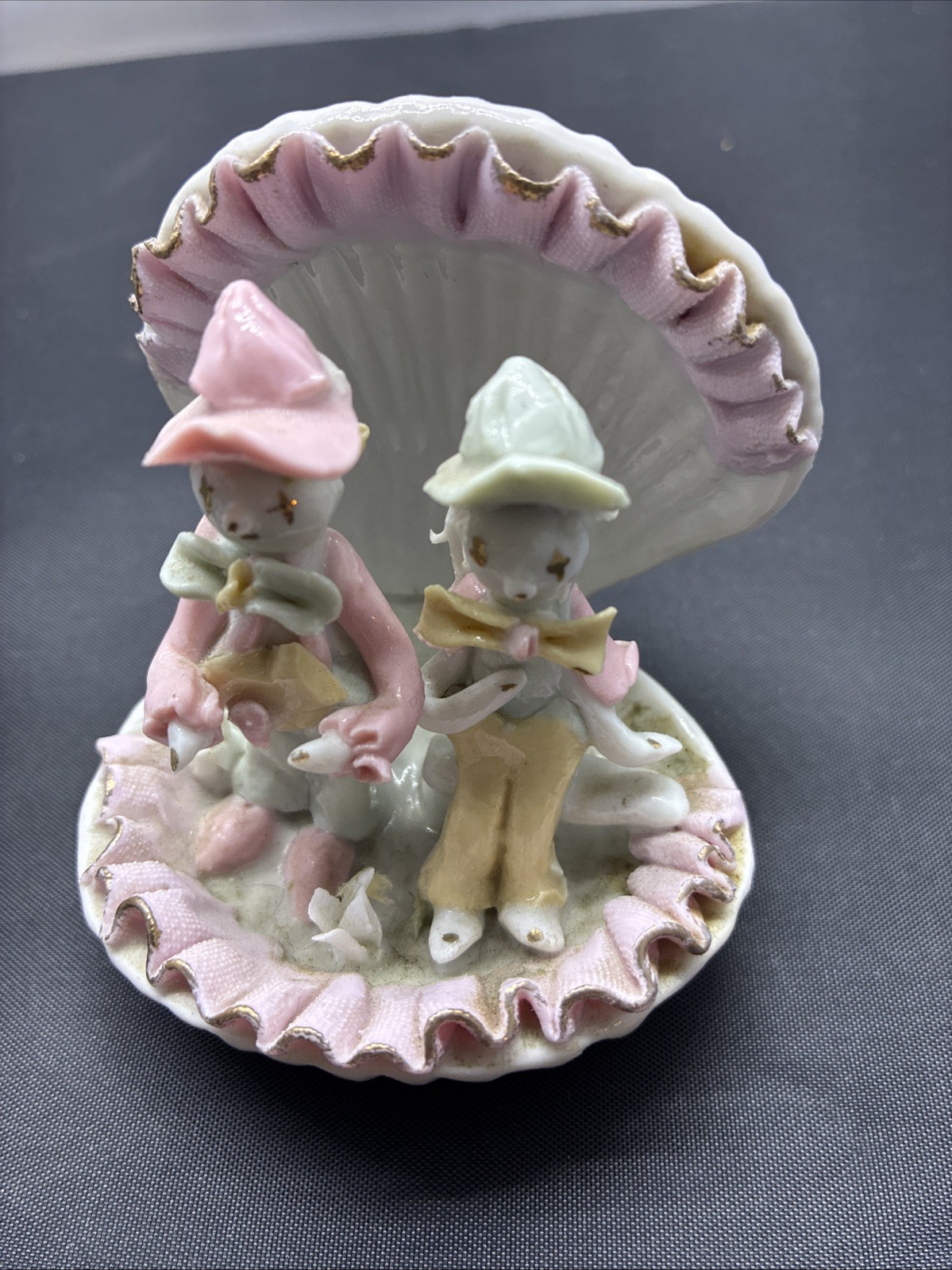 Lefton Figurine 2x Clam Shells Boy Girl Set Vintage Geo. Z Lefton 1950s GORGEOUS