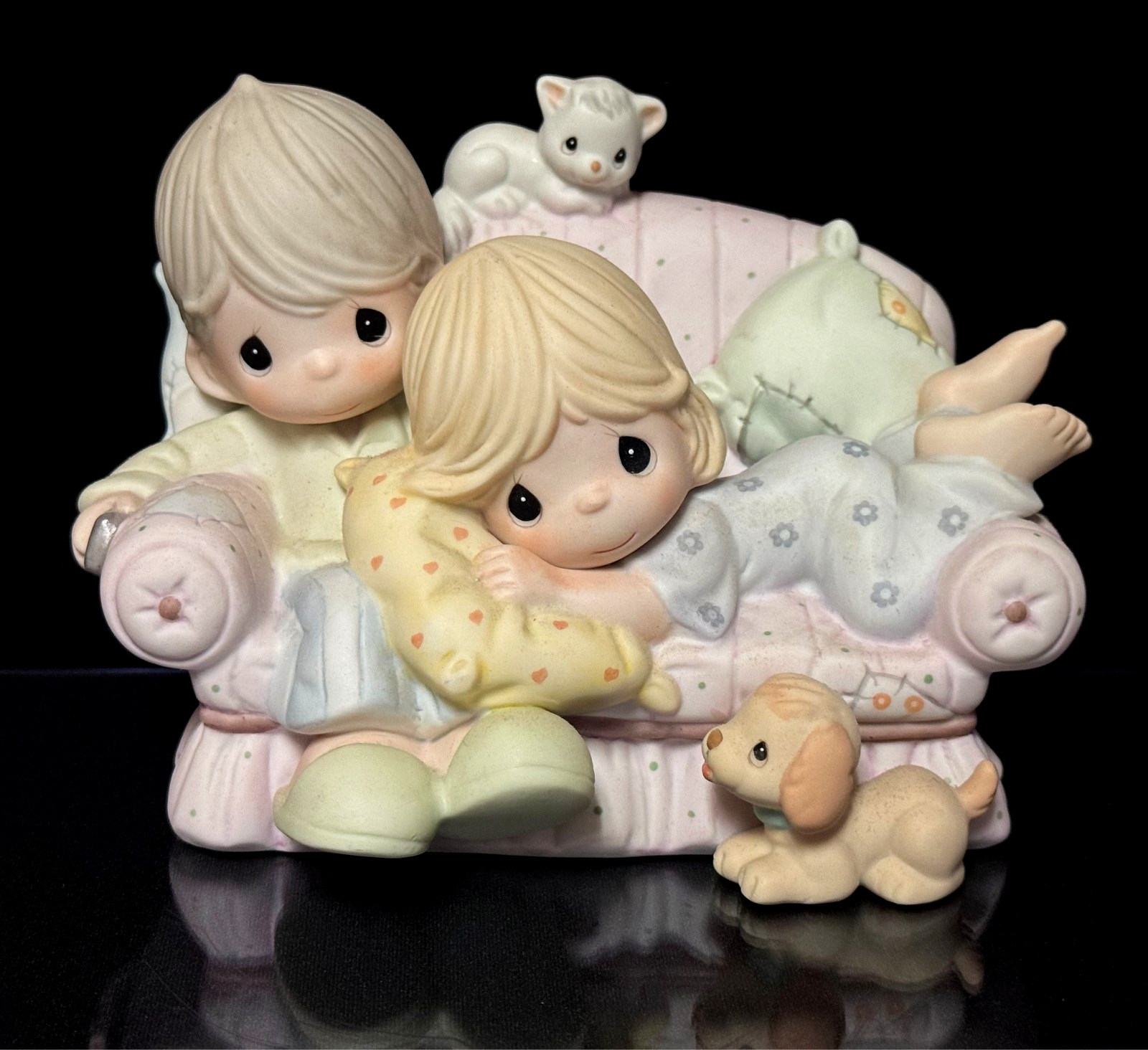 Precious Moments by Enesco Figurine Together Is The Nicest Place To Be 2005