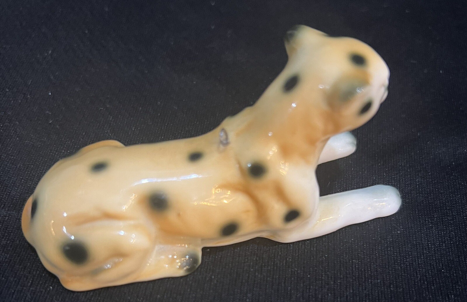 Vintage Bone China From Taiwan Cheetah Ornament. Great Condition.