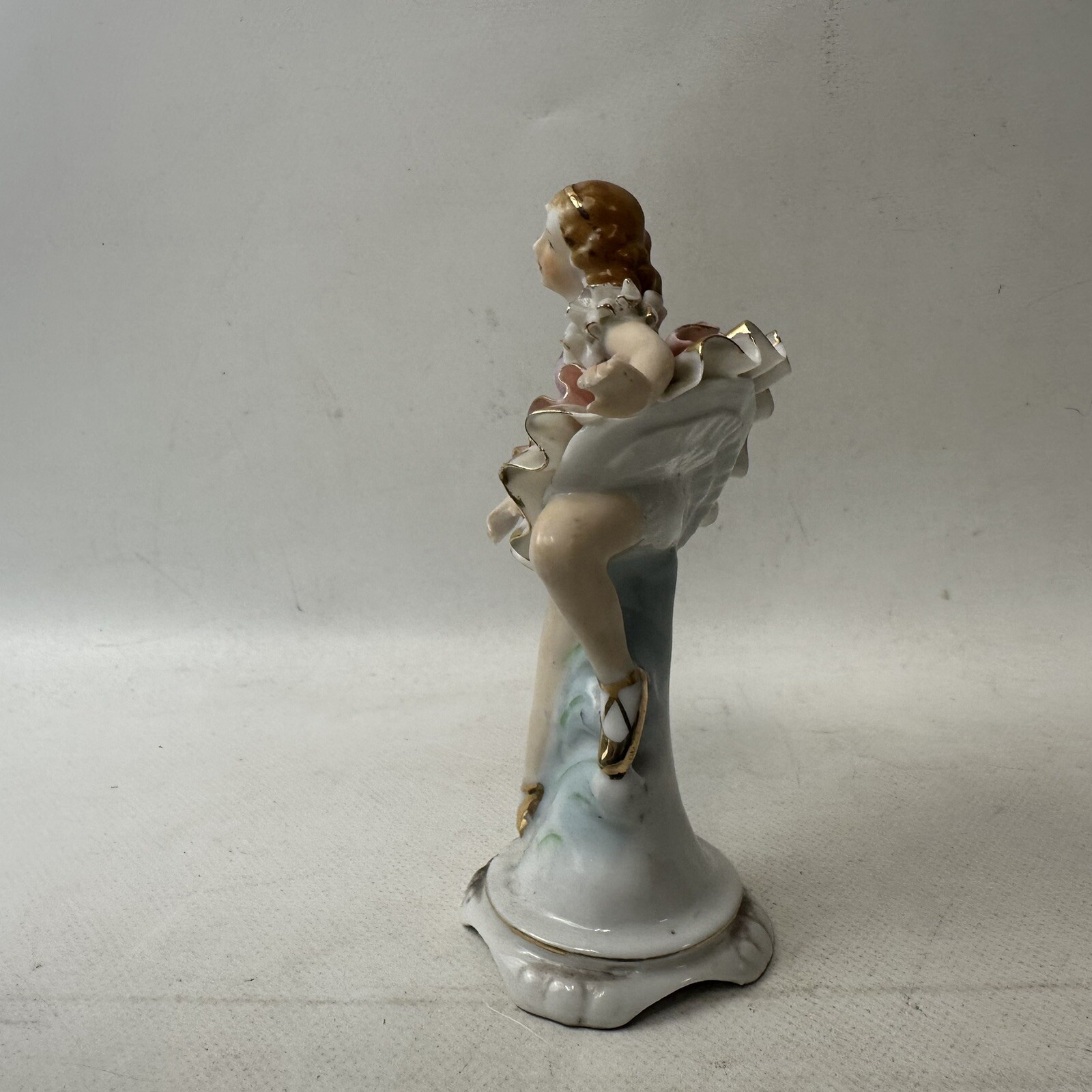 Vintage Ballerina Figure Girl Dancer Dancing Figurine 5 7/8” Tall Unknown Brand