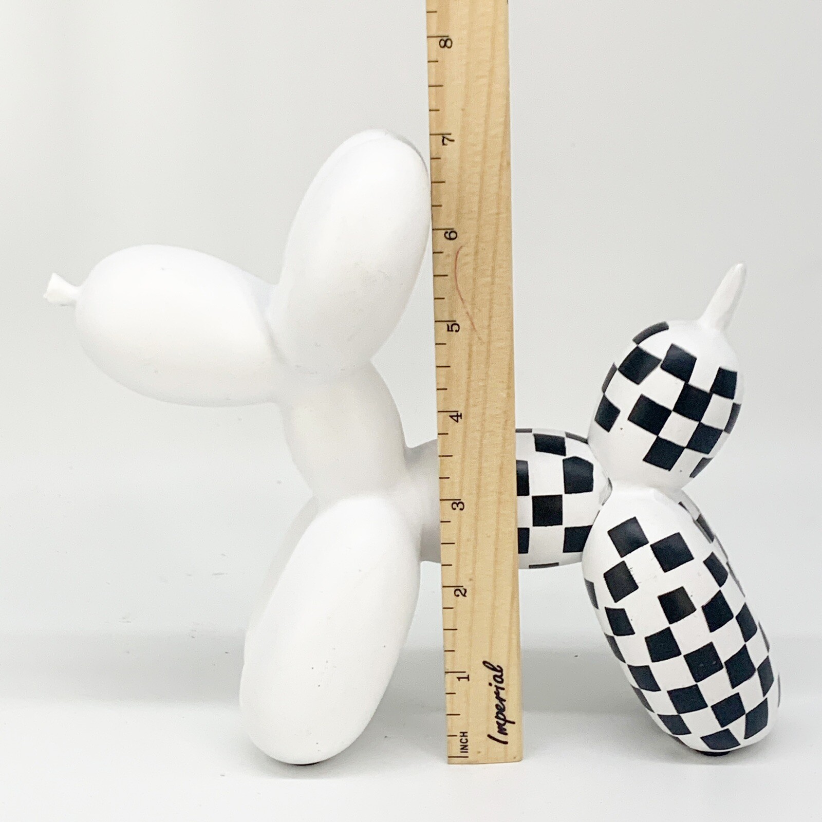 Balloon Dog Black and White Checkered Statue Animal Sculpture Modern Decor