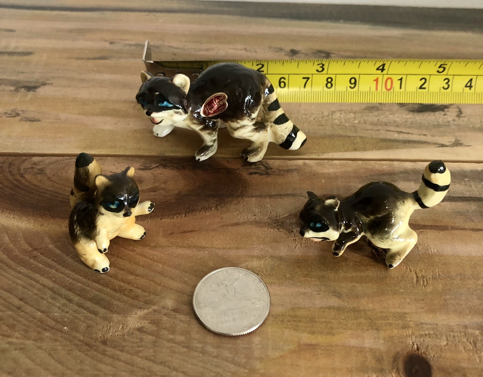 Vintage Shiken Porcelain Raccoon Family Figurine’s – Set of 3 – MCM Japan.