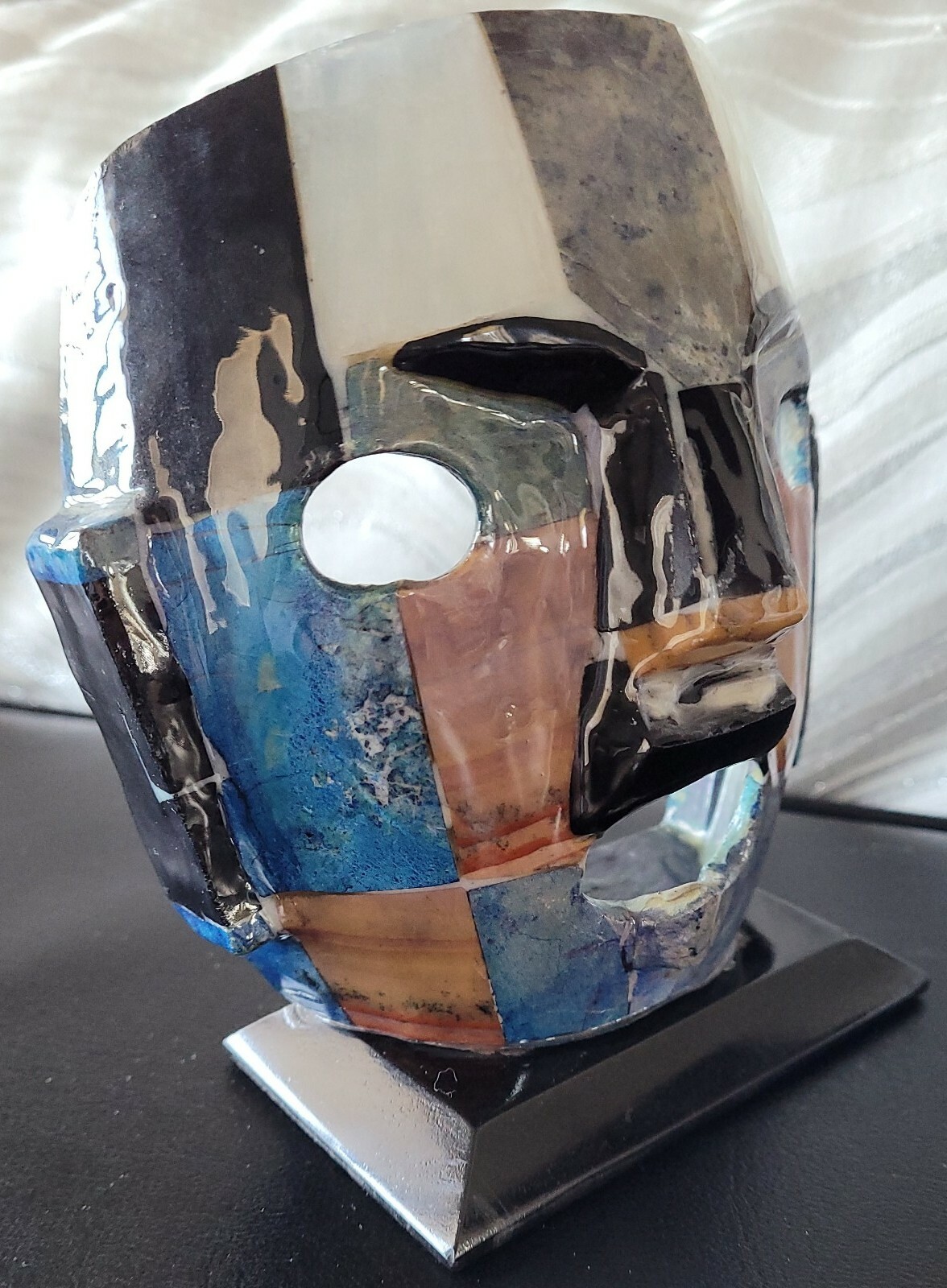 TRIBAL MASK Hand Made RESIN Figurine 5.5″T X 5″W X 2.25″D Multi Colored Vintage