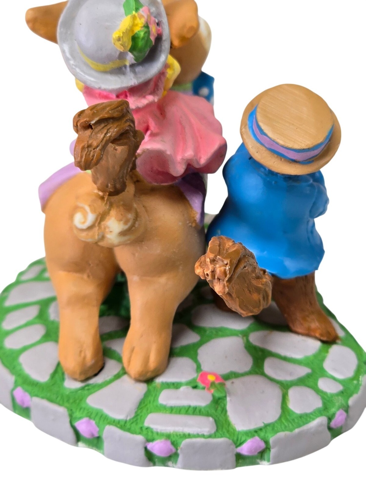 Avon 1993 Easter Bunny Collectible Figurine Storybook Scene Kathy Jeffers