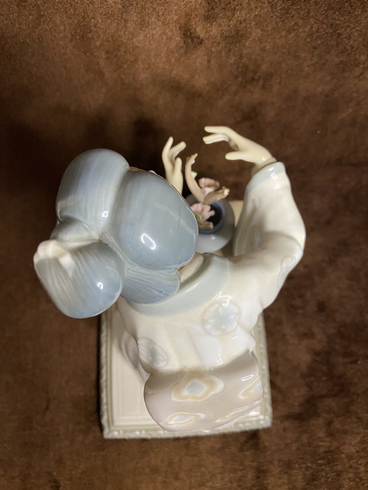 Lladro Porcelain Figurine Asian Flower Arranging Geisha