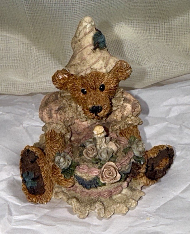 Boyds Bears & Friends-The Boyds Collection#2014 Bailey with Birthday Cake & Hat