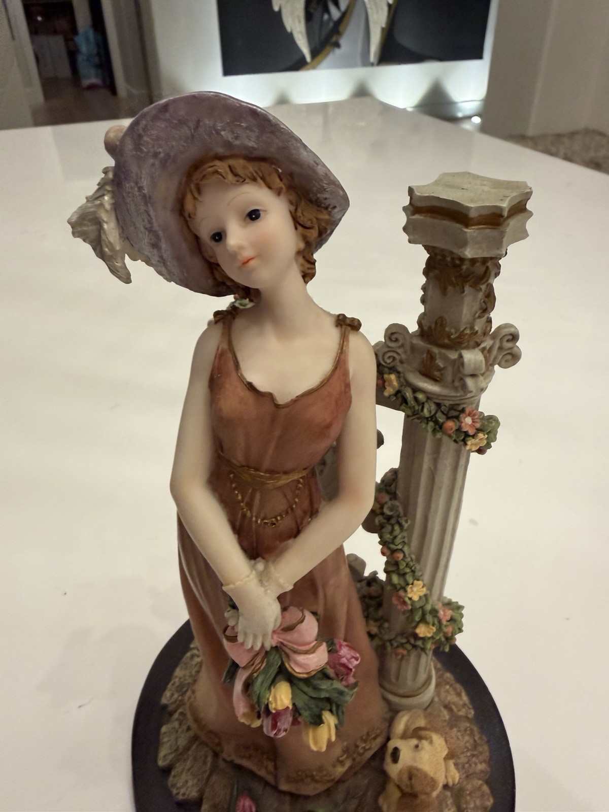 Vintage Giovanni Collection Turtle King Corp Lady Flowers Pillar Dog Figurine
