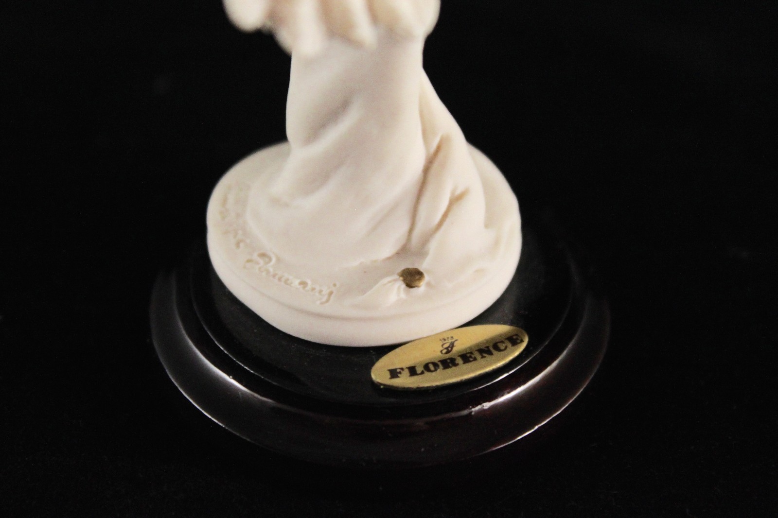 G. ARMANI FLORENCE FIGURINES SCULPTURES FOR CLUB MEMBERS LOT OF 3 – MINT