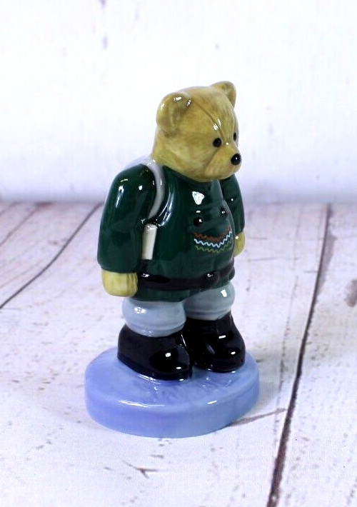 Wade-Official International Collector’s Club-Camping Bear-1998