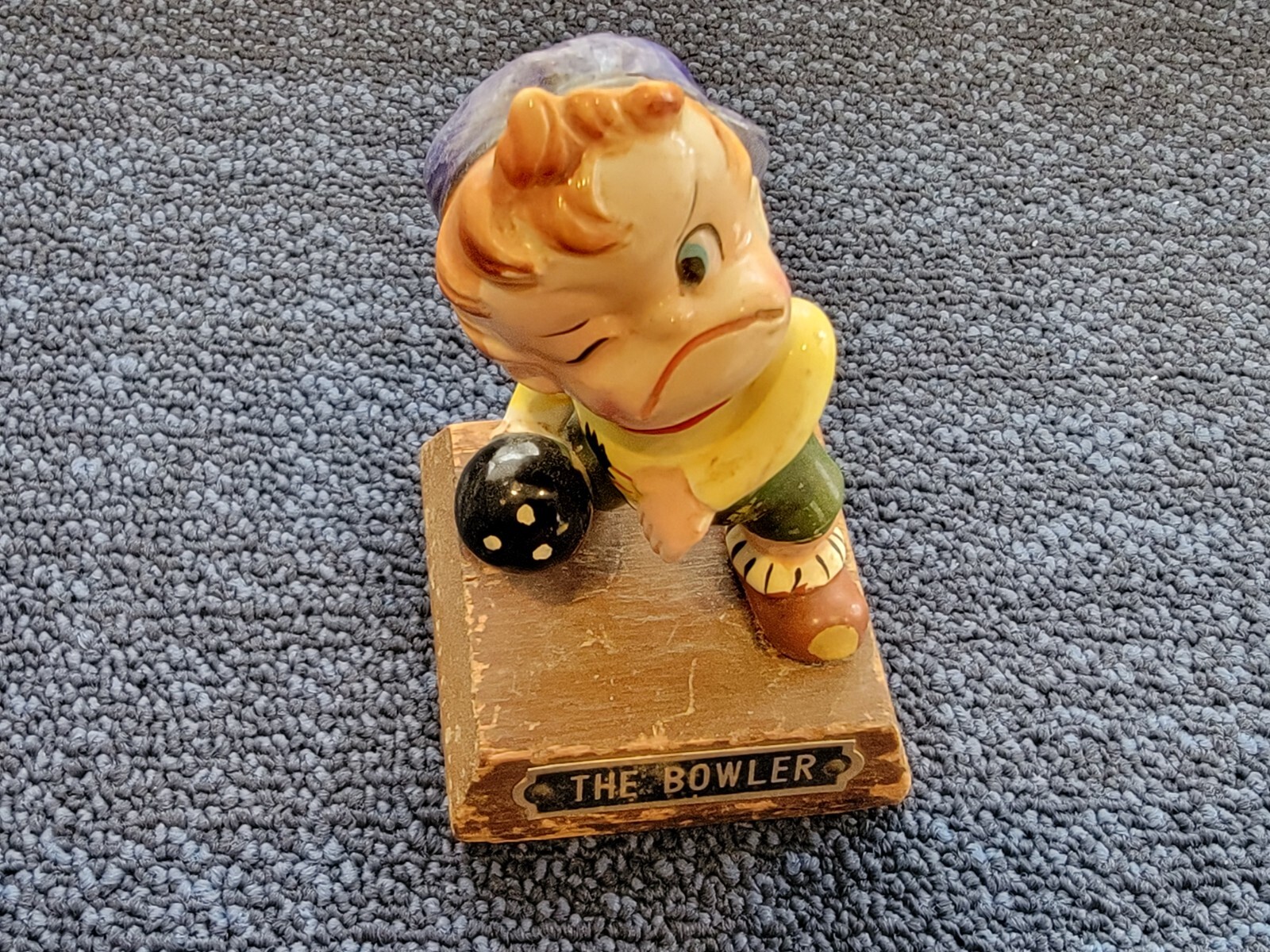Bowling 1960s Figurine KREISS THE BOWLER On Wooden Stand #3378 Made in Japan