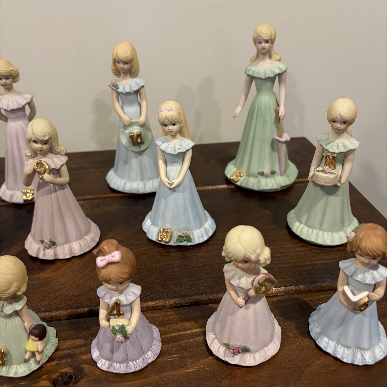 Lot of 16 Vintage Growing Up Birthday Girls Baby-15 Years Old Blonde/2 Brunette