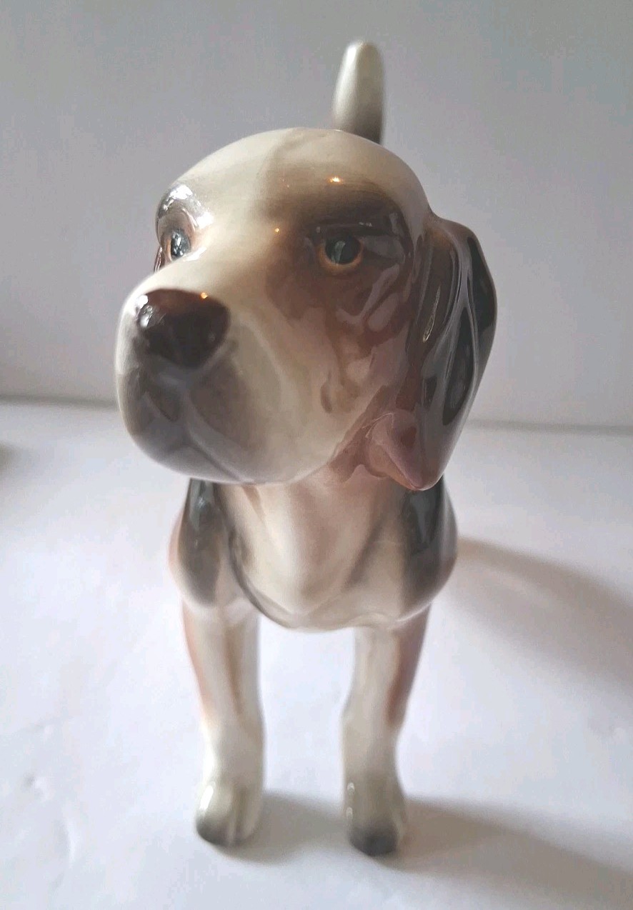 Lefton Korea Ceramic Hound Dog Figurine 5 1/2 Inches Tall Tricolor