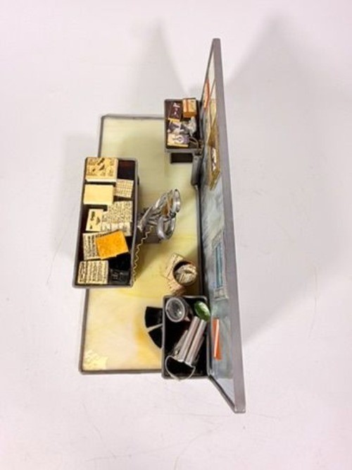 Cartoon Stained Glass Art Sculpture Vintage Desk Wall Street Carl Goeller Handma