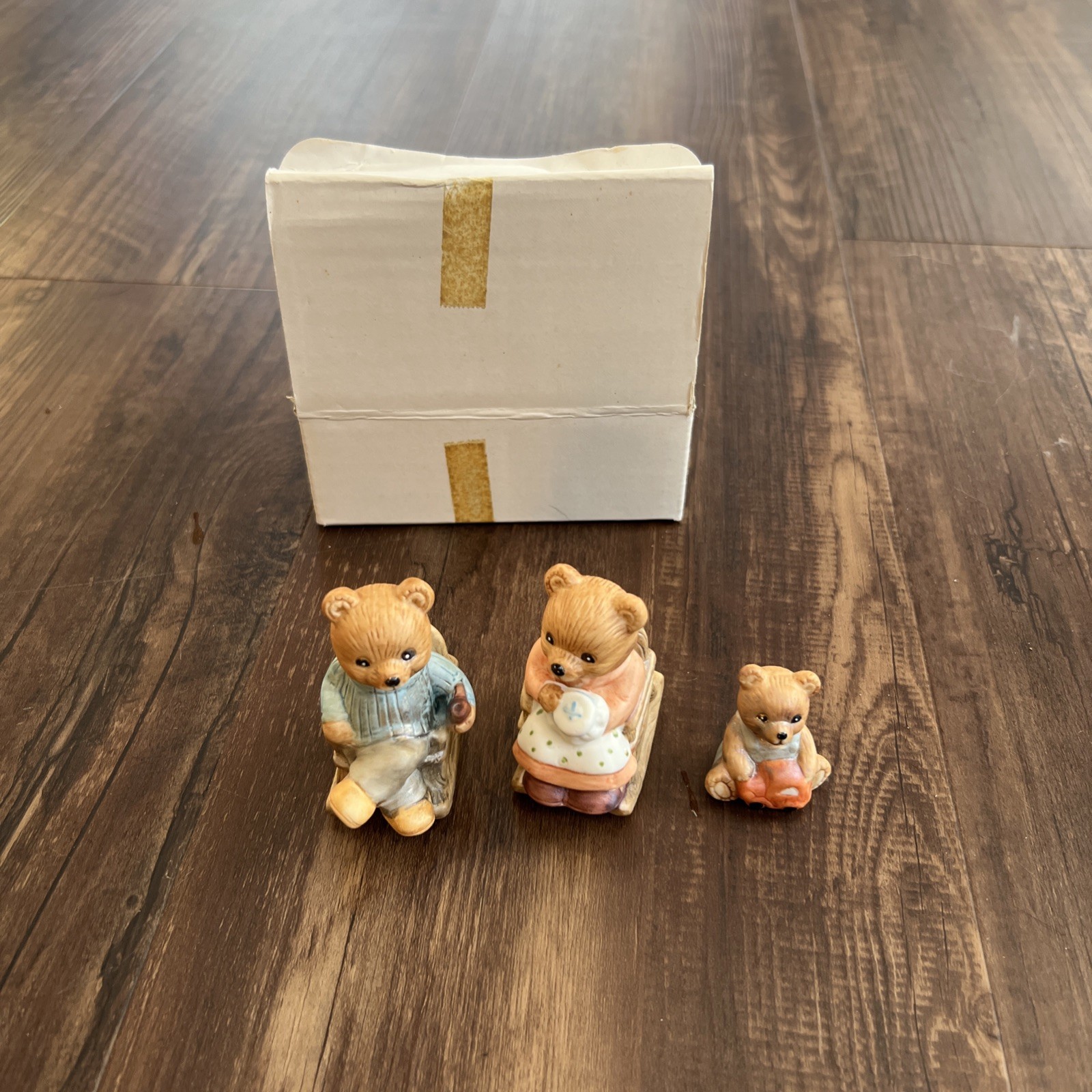 Homco Bear Family of 3 Little Bears Figurines #1470 Vintage Mama Papa Baby