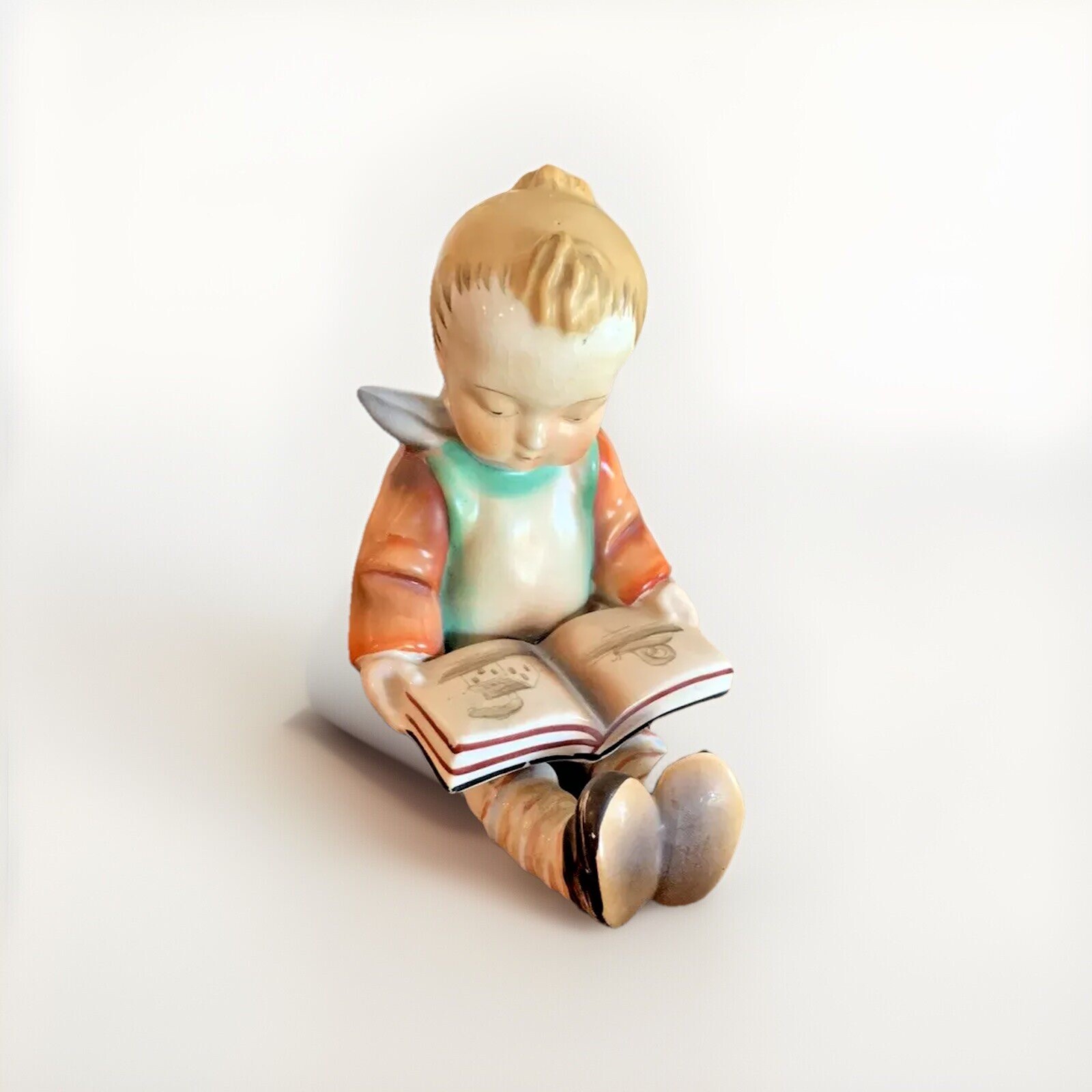Vintage Bookworm Boy Reading Book Ceramic Figurine bookend Japan Goldcastle