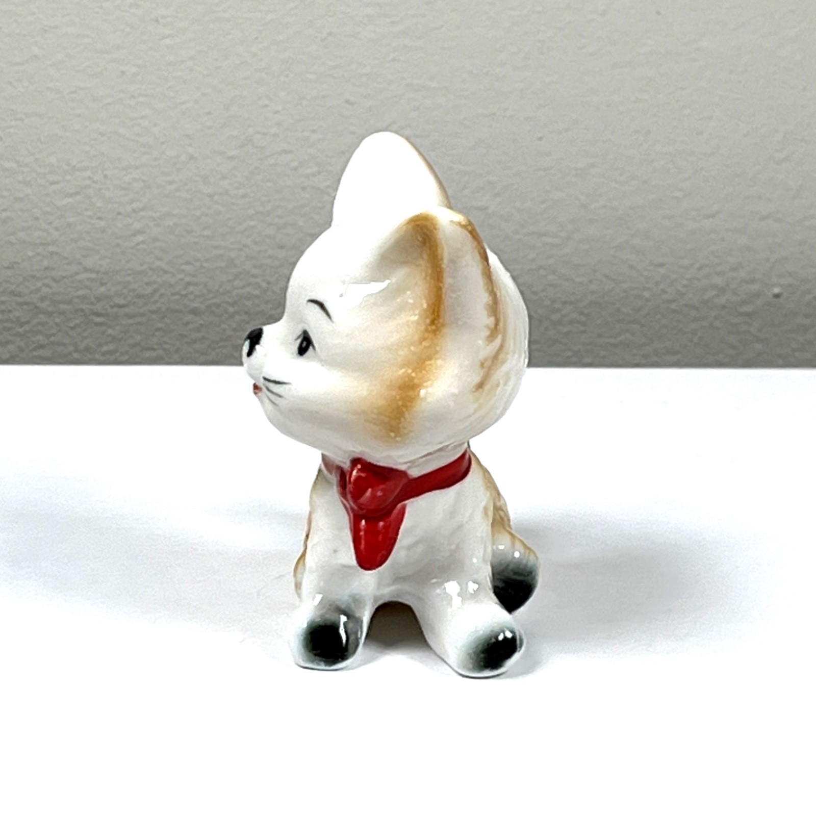 Vintage Bone China Kitten Figurine Red Bow White Brown 2.75″ 1950s Art Pottery