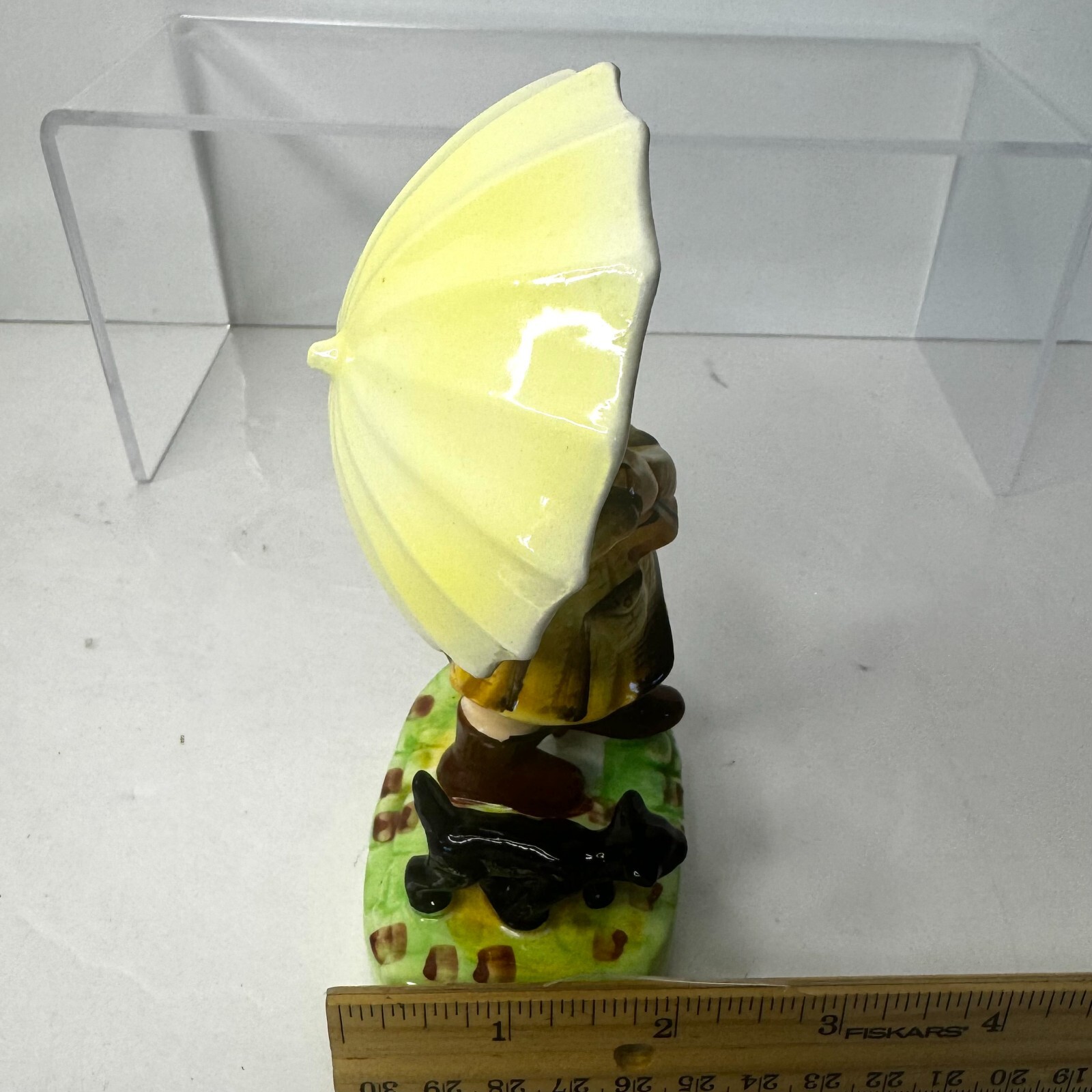 Vtg American Greetings Porcelain Ceramic 6″ Corp Girl with Umbrella Dog Figurine