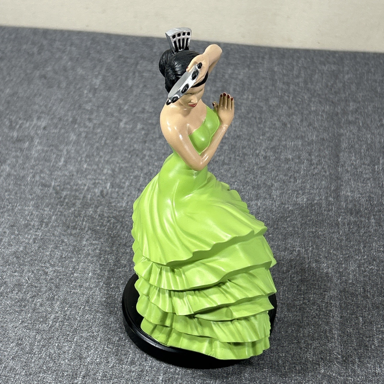 Fiesta Fiestaware Flamenco Dancing Lady Tambourine Figurine Green 2010 6.25″