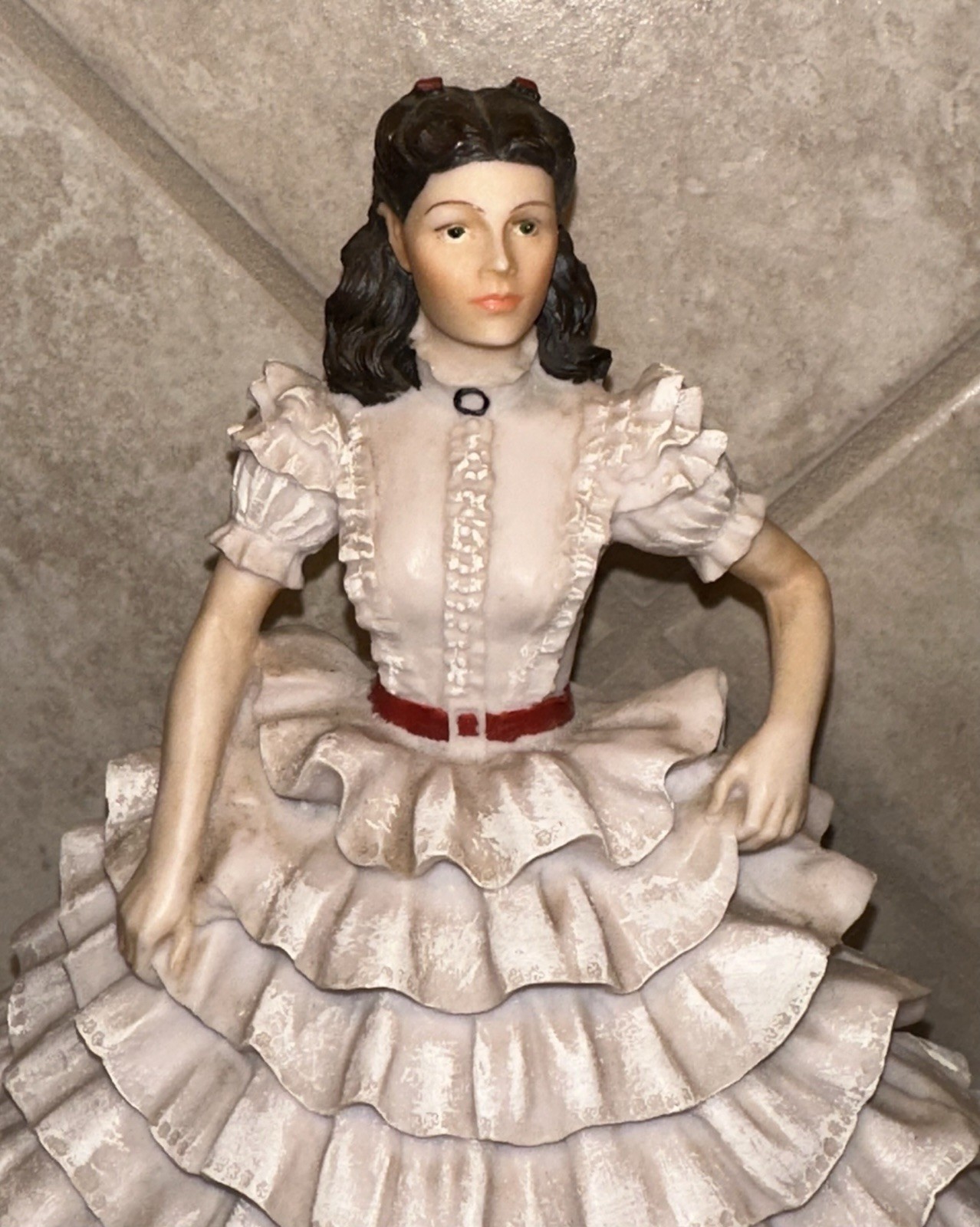 (2) Gone With the Wind Dave Grossman Figurines Of Scarlett O’Hara & Rhett Butler