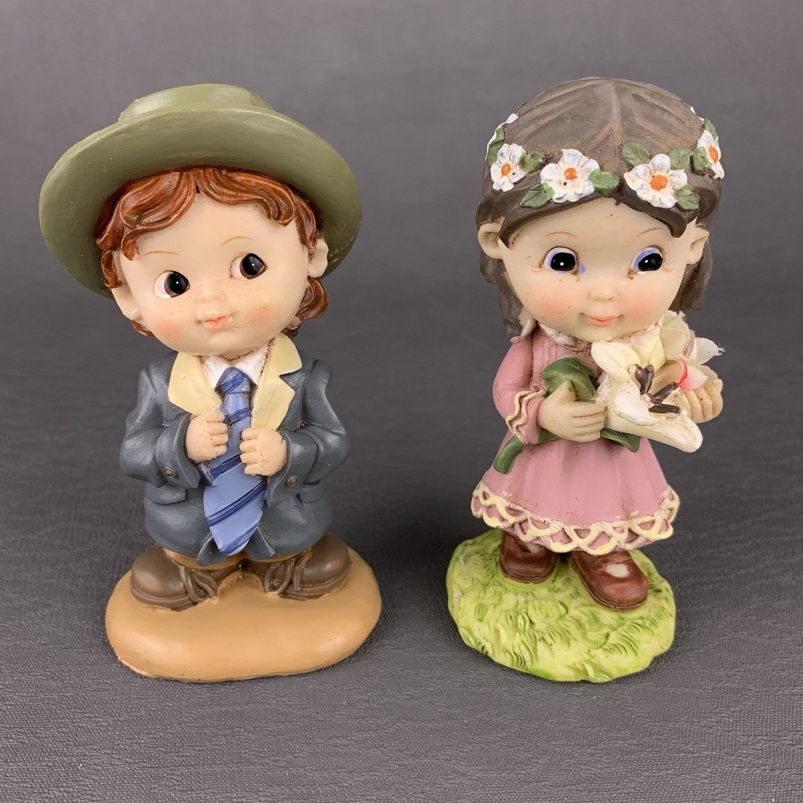 2 Tender Times Figurines Girl And Boy 4.5″ Resin w Hat and Flowers