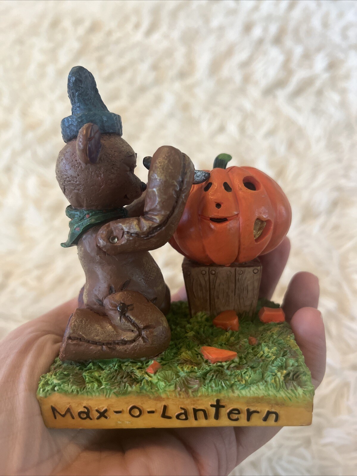 Vintage Arm Moves Jim Shore Halloween Carving Pumpkin Max Lantern Bear Figurine